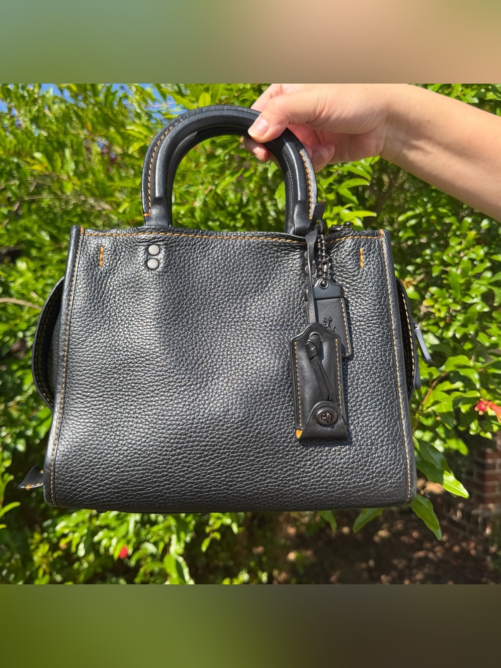 EUC Coach 1941 Black Leather Rogue Bag 25 54536 - Picture 2 of 12